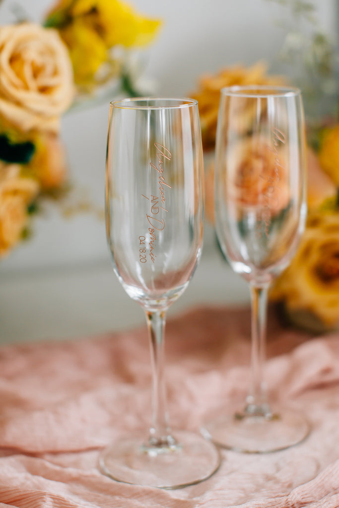 Way To Celebrate! BRIDE and GROOM Stemless Clear and Gold Glass Champagne  Flutes 