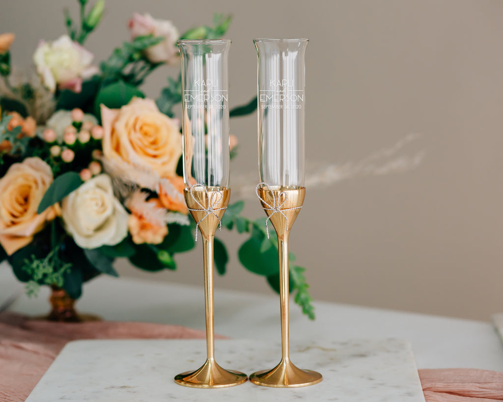 Vera Wang Love Knots Gold Champagne Glasses, Set of 2 – Happily Ever Etched
